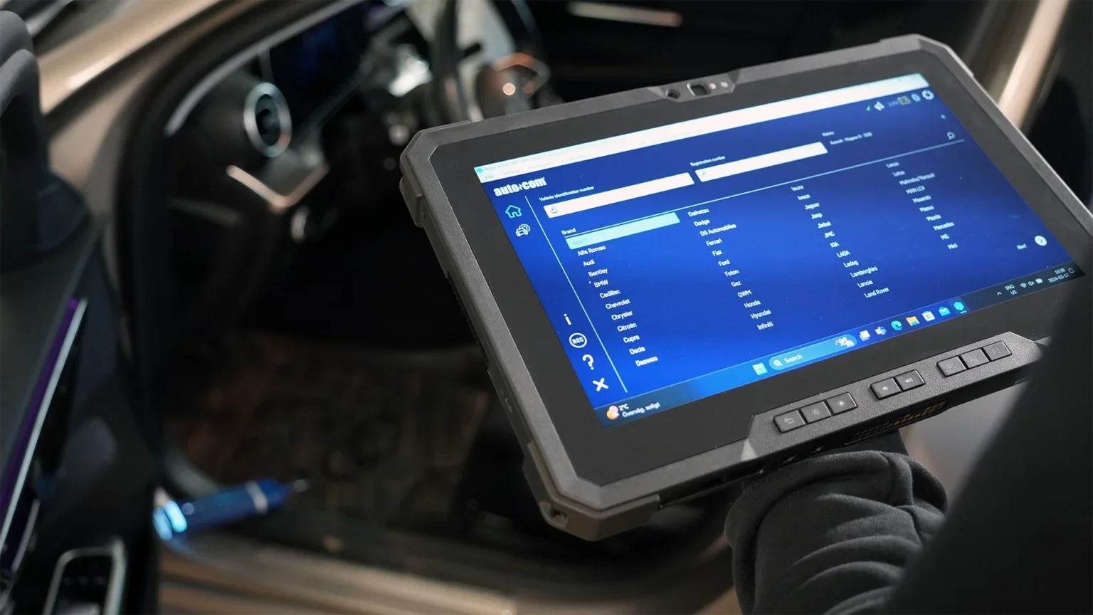 Autocom stärker sin position på marknaden med skräddarsydd IT-lösning från Techstar