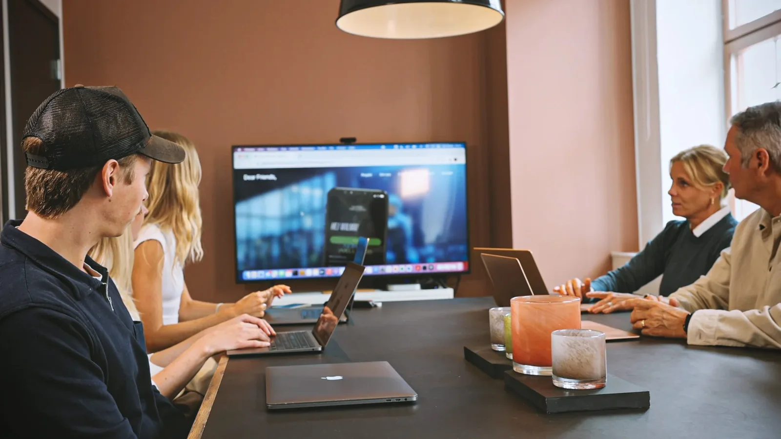 Techstar IT levererat IT-produkter till Dear friends